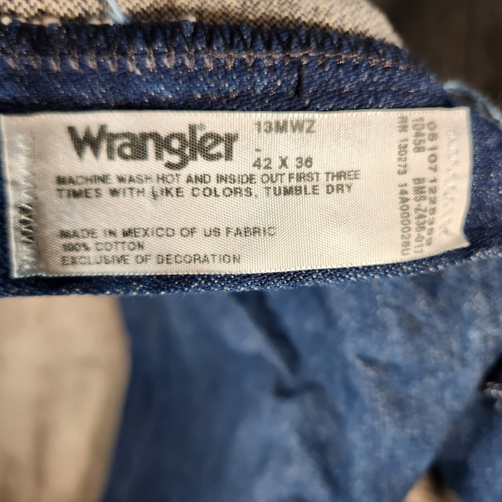 Wrangler Men's 42X36 Blue Denim Bootcut Jeans Classic Fit 13MWZ - Picture 7 of 12
